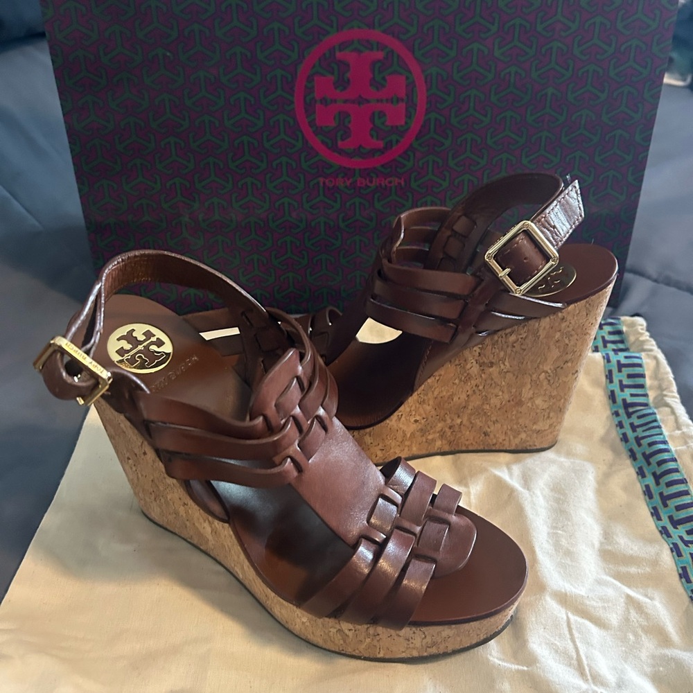 Tory burch leather wedges sz 8 1/2
